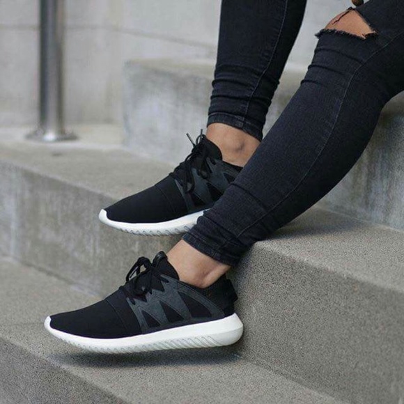 Adidas Tubular - Picture 6 of 6